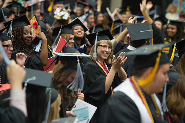 SIUE students at commencement